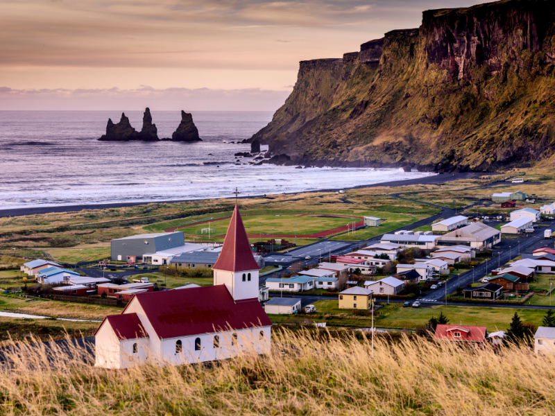 Iceland Packing List: 15 Essential Items You Need For Every Season